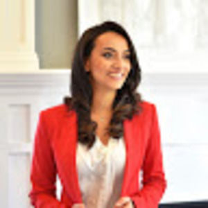 Meet your Posher, Amanda nadia